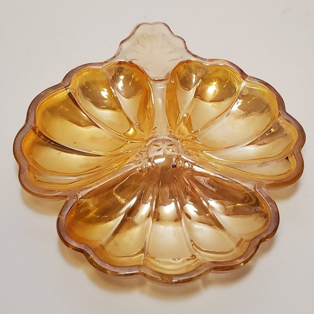 2 Vintage Jeanette Glass 3 Part Clover Shape Dish